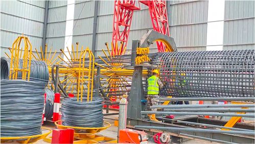 智能机械的奇迹 走进现代工厂的先进加工世界